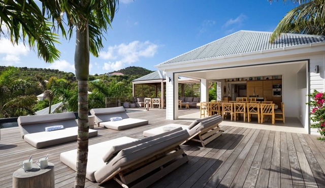 Coco Rock (2/6 Rooms)