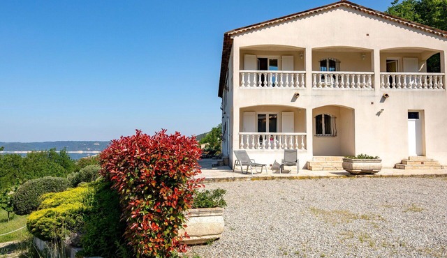 Cosy apartment in villa for 6 people with WIFI, TV, terrace, pets allowed and panoramic view