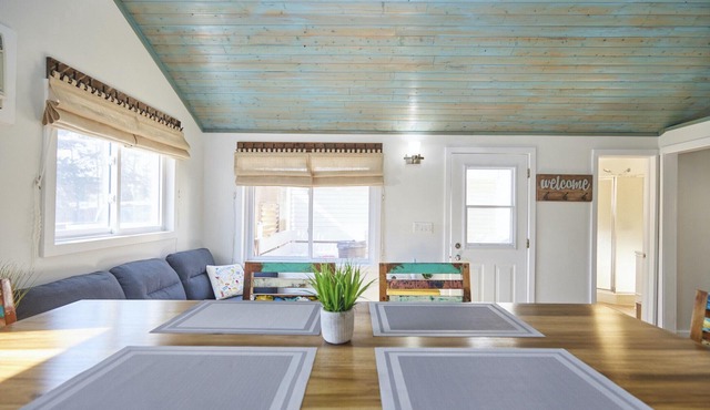 Cottage #2 · Lake Haven Beach Resort