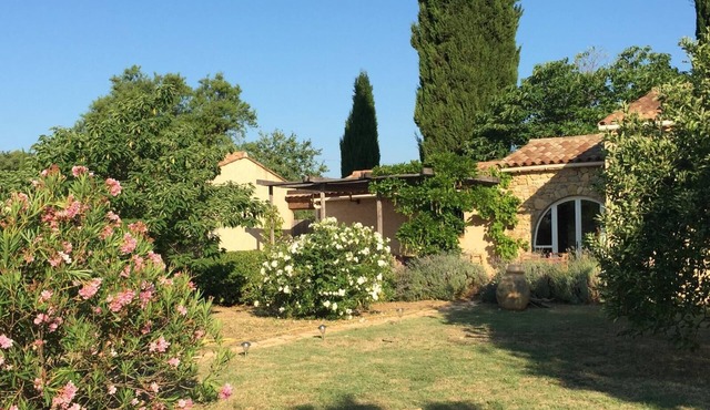 Country house, 10 people, swimming pool