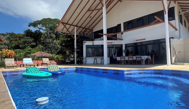 Cozy 2-bedroom condo in phenomenal Puerto Carrillo with WiFi, AC Apt 7