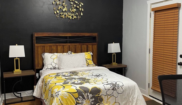 Cozy Maple View 1-bedroom apartment in pleasant Antigo in Antigo