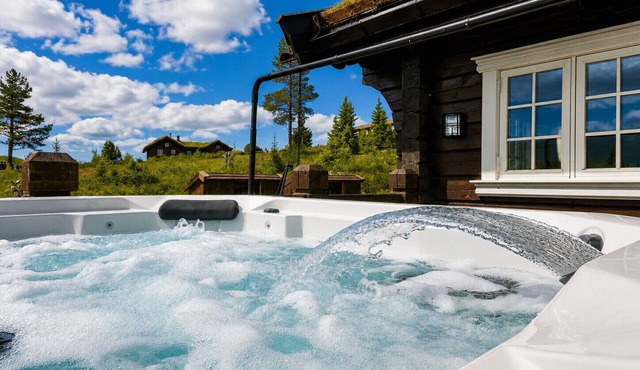 Dream mountain cabin with jacuzzi and views in Gol
