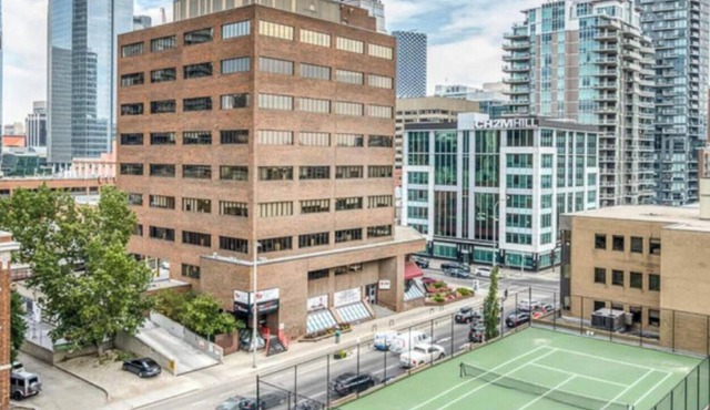 Effortless Downtown Calgary Executive Condo | 6 to 8 Month Occupancy | $1,980/mo in Calgary