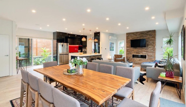 Elegant and Stylish Retreat in Leafy Epsom