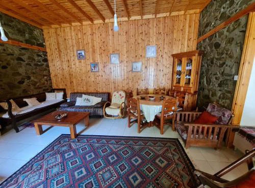 Elpiniki's Old House