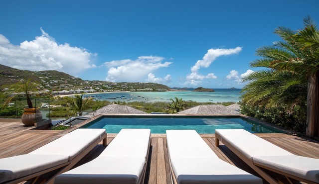 Essenia | Ocean Front - Located in Magnificent Grand Cul de Sac with Private Pool