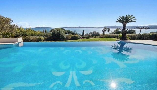 Exceptional Panorama, Near the Sea, private domain