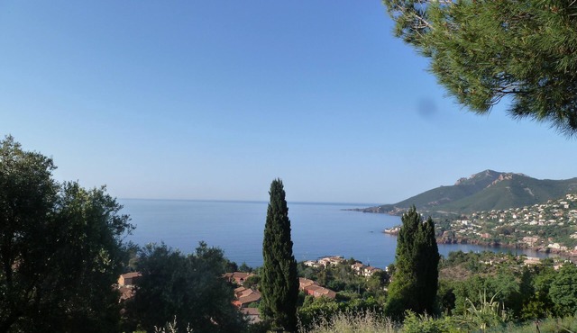EXTRAORDINARY PANORAMIC SEA VIEW in Théoule-Sur-Mer