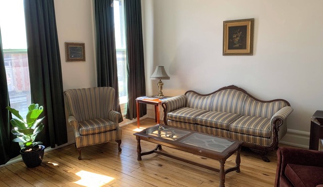 Firefly Suite in Warren