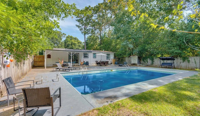 Game, Swim & Explore: Family Home in Pensacola in Pensacola