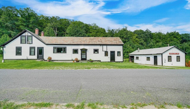 Hawley Home w/Deck & Mtn Views: Swim, Ski & More!