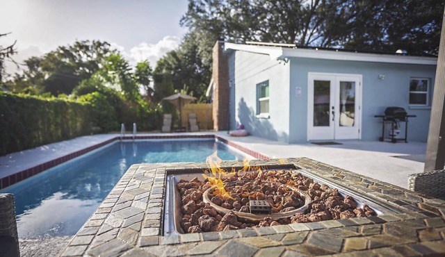 Heated Pool w/Fire Pit Spacious Family Retreat in Seffner
