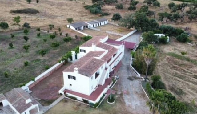 Herdade do Castanheiro E, Bensafrim quiet country life a few minutes from Lagos. in Lagos
