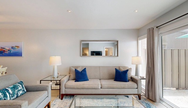 Hilton Head villa conveniently located just a short walk to the beach.