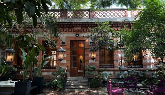 Historic Serviced Villa in CDMX