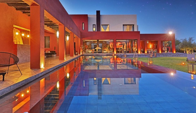 Homerez - Large villa for 16 people. with access to the pool, jacuzzi, spa and hammam in Marrakech