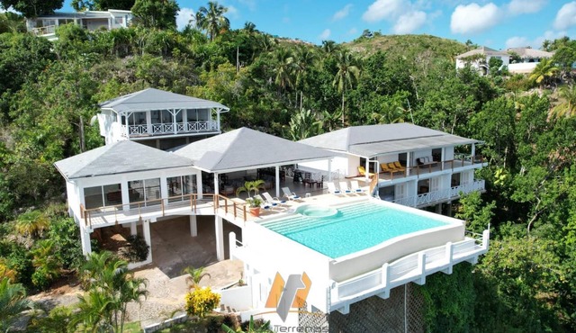 House between sky and sea/10 mn center beach and restos in Las Terrenas