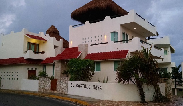 Isla Mujeres, Cancun 1-5 BR, Oceanfront Villa Pool, from $130 in Isla Mujeres