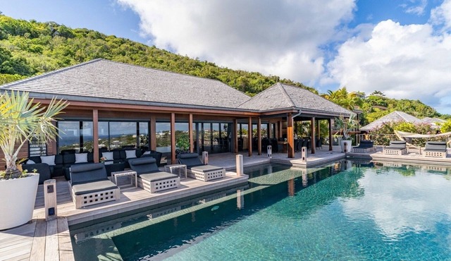 Jade (7/8 Rooms) Luxury villa