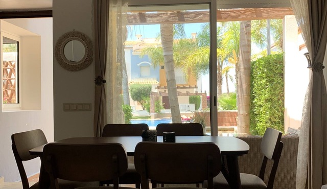 Jolie Petite Villa en Résidence in Sidi Rahal