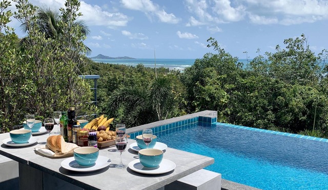 Ko Samui Sea View Pool villa Seren, with car, just 400m to the Beach