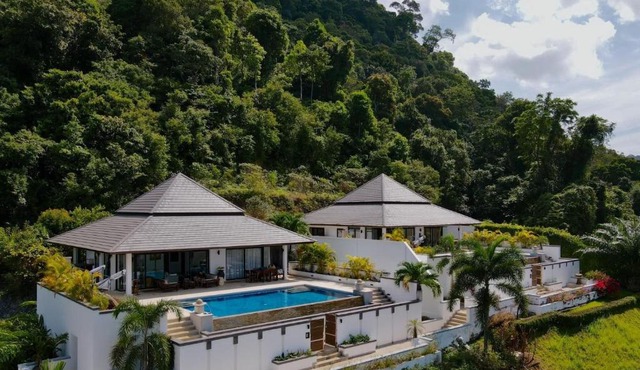 Kulraya Villas - Luxury Serviced Pool Villas (A) in Ko Lanta