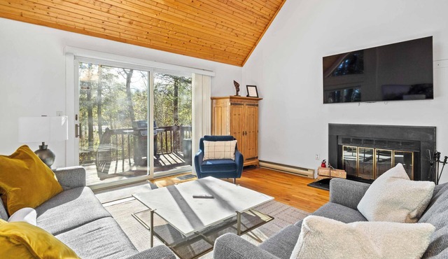 Lakefront Chalet | Dock, Sauna & Fireplace