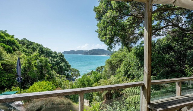 Langs Hideaway - Langs Beach Holiday Home in Langs Beach