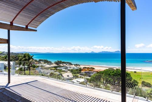 Langscape - Langs Beach Holiday Home in Langs Beach