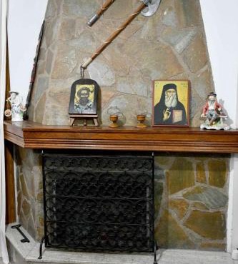 Lasa Black Rock villa