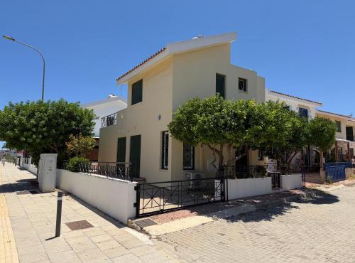 Lemon Tree Residence - walk to Kapparis Beach