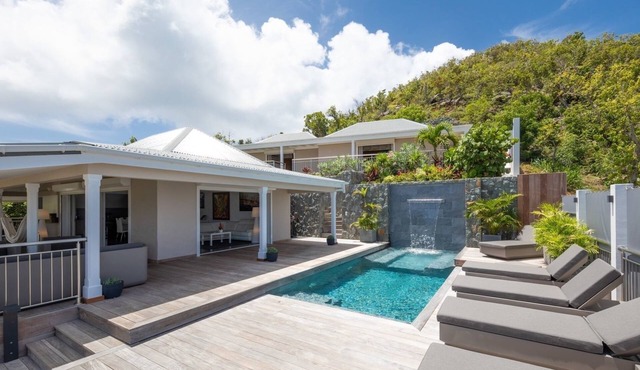 Lenalee (3/4 Rooms) Luxury villa