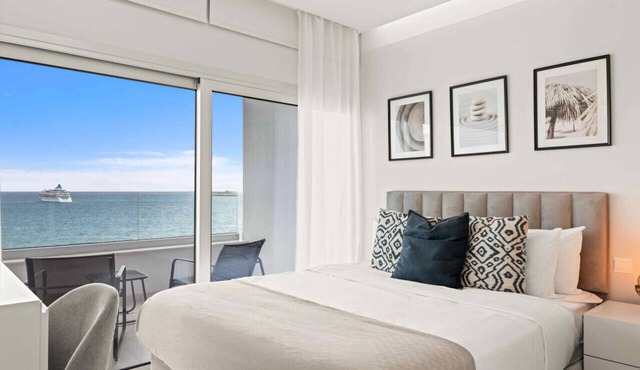 Limassol Seaside Residences 01