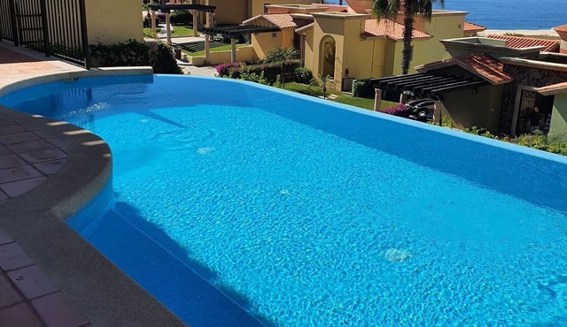 Luxurious Villa at Montecristo Estate David & Lorena