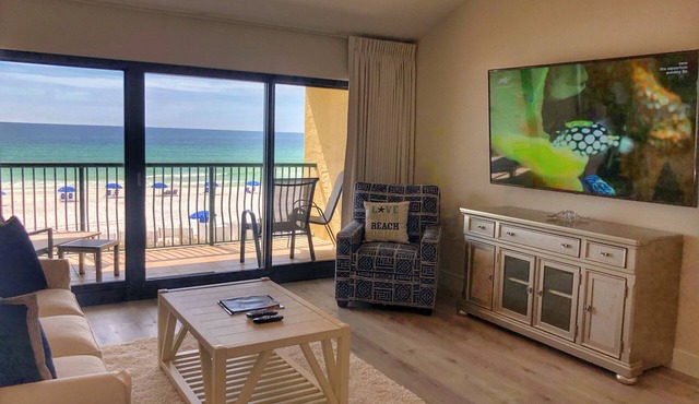Luxury Beach Front- Top Floor Balcony Panoramic Gulf Views in Destin
