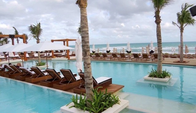 LUXURY RESORT WITH BEACH AND POOL GRAND MAYAN IN RIVIERA MAYA 1 BEDROOM SUITE in Playa del Carmen