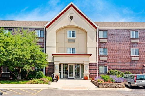 MainStay Suites Chicago Hoffman Estates in Hoffman Estates