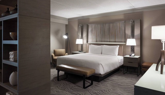 Marriott Savannah Riverfront in Savannah