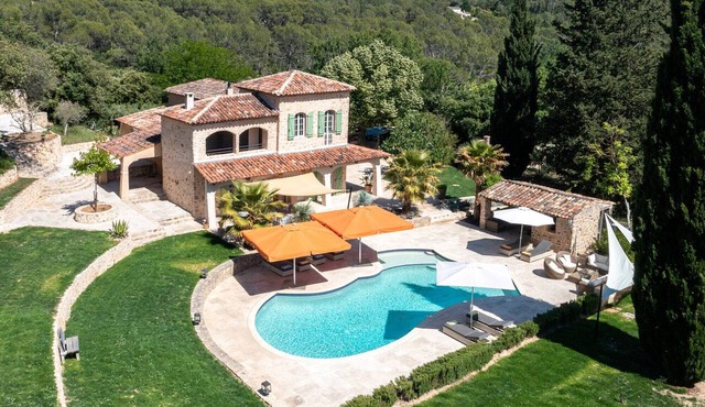 Mas de l'Aven – Dream villa with heatable pool within walking distance of Lorgues