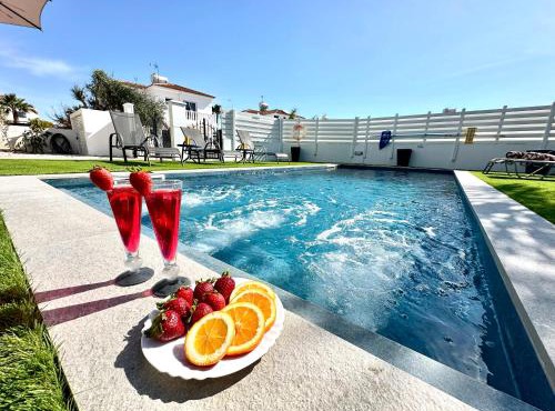 Mediterranean Oasis Villa - Ayia Thekla Beach