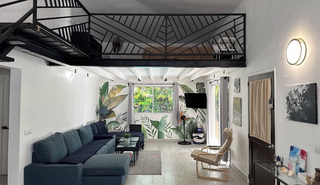 Modern, private villa with a wonderful pool & outdoor area.
