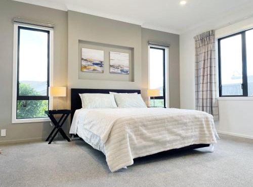 Modern，Spacious 5 bedroom house in north Hamilton in Hamilton