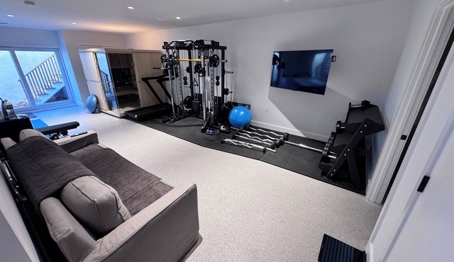 New construction, 4-bedroom house with, fitness room in lovely Bridgehampton in Bridgehampton