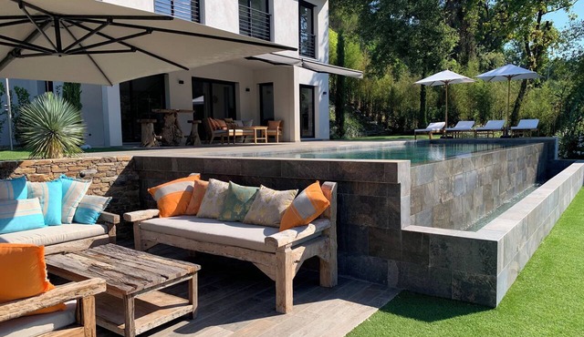 Nice 4-Bedroom California-Style Villa in Nice
