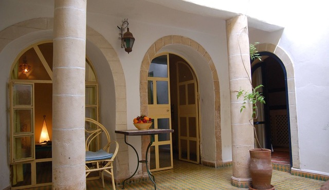 Nice riad in the middle of the old town, a few minutes from the sea