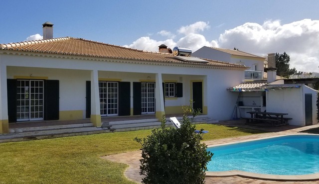 Nice villa for 6 - max. 8 people in the natural reserve of the Costa Vicentina in Aljezur