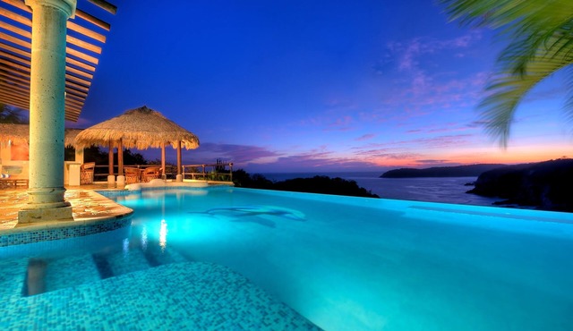 Oceanfront Beach View Villa on Violin Bay near Santa Cruz