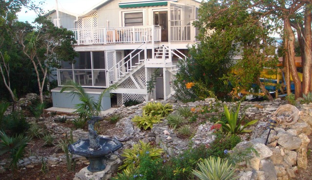 Oceanfront, Beach, Tennis-Pickleball Court, Dock, Kayaks, Bikes in Little Harbour