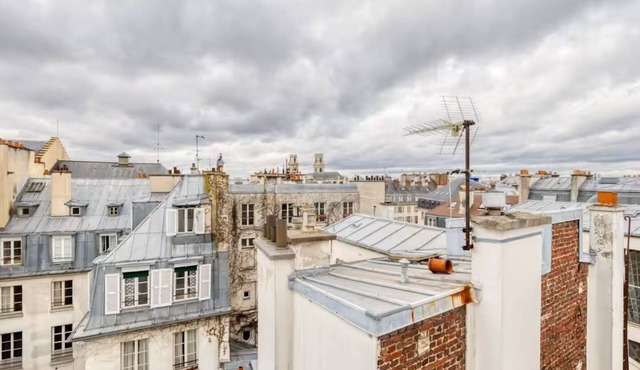 Panoramic View St-Germain-des-Prés in Paris
